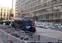 La policía blinda Barcelona por la llegada de Felipe VI y Sánchez La policía blinda Barcelona por la llegada de Felipe VI y Sánchez