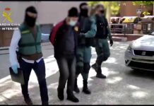 Vídeo: La Guardia Civil detiene en Madrid a un presunto miembro de Daesh La Guardia Civil detiene en Madrid a un presunto miembro de Daesh