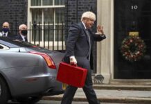 El Parlamento británico aprueba el acuerdo comercial con Europa El Parlamento británico aprueba el acuerdo comercial con Europa