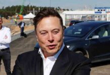Elon Musk intentó vender Tesla a Apple en los peores momentos