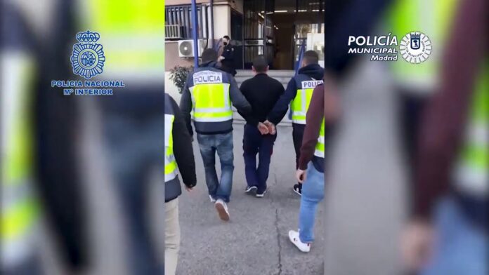 Detenido un fugitivo buscado por atropellar a un agente en Madrid