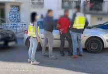 Detenidos tres vigilantes de seguridad por asalto a viviendas en Estepona Detenidos tres vigilantes de seguridad por asalto a viviendas en Estepona