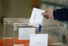 Cuatro detenidos por una supuesta trama de compra de votos en Mojácar (Almería) El TSJC mantiene las elecciones en Catalunya el 14-F
