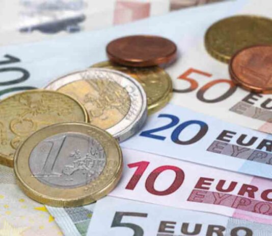 Derecho a mantener las cuentas bancarias contratadas sin comisiones El derecho a mantener las cuentas bancarias contratadas sin comisiones