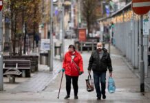 Escocia aplica el confinamiento con el cierre de escuelas Escocia aplica el confinamiento con el cierre de escuelas