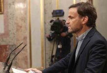 Podemos exige que Illa comparezca en el Congreso antes de dimitir Podemos exige que Illa comparezca en el Congreso antes de dimitir
