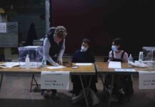 Comienzan en Catalunya las elecciones más inciertas de los últimos años Comienzan en Catalunya las elecciones más inciertas de los últimos años