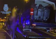 Interceptan un trailer en La Junquera con 3 furgonetas robadas y 162 kilos de cogollos Interceptan un trailer en La Junquera con 3 furgonetas robadas y 162 kilos de cogollos