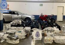 La Policía interviene en Huelva 1.600 kilos de cocaína en un garaje La Policía interviene en Huelva 1.600 kilos de cocaína en un garaje