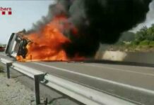 Se incendia un trailer en la N-340 a la altura de Tarragona Se incendia un trailer en la N-340 a la altura de Tarragona