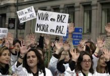 Luz verde a la regulación y despenalización de la eutanasia Luz verde a la regulación y despenalización de la eutanasia