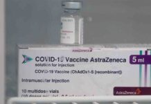 Sanidad aplaza su decisión sobre la vacuna de AstraZeneca Sanidad aplaza su decisión sobre la vacuna de AstraZeneca