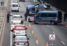 Sanidad y CCAA acuerdan mantener los cierres perimetrales en Semana Santa Sanidad y CCAA acuerdan mantener los cierres perimetrales en Semana Santa