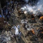 200.000 muertos por Covid en India, incendio de un hospital y un terremoto