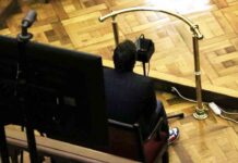 8 años de prisión para un subinspector que vendía permisos de residencia 8 años de prisión para un subinspector que vendía permisos de residencia