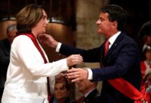 Manuel Valls abandona Barcelona para irse a vivir a París Manuel Valls abandona Barcelona para irse a vivir a París