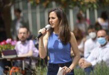 Dirigentes de Podemos piden crear una empresa pública de energía Dirigentes de Podemos piden crear una empresa pública de energía