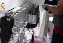 Desarticulado un grupo que robaba en Toledo y Madrid haciéndose pasar por policías Desarticulado un grupo que robaba en Toledo y Madrid haciéndose pasar por policías
