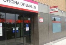 El paro registra en junio su mayor descenso mensual de la historia El paro registra en junio su mayor descenso mensual de la historia
