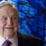 George Soros dona mil millones para acabar con la represión racial de la policía de EEUU