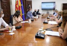 La Comunitat Valenciana prorroga el toque de queda hasta el 16 de agosto La Comunitat Valenciana prorroga el toque de queda hasta el 16 de agosto