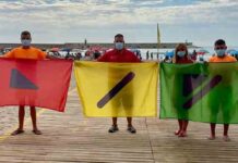 Banderas para personas daltónicas en las playas de Benicarló Banderas para personas daltónicas en las playas de Benicarló