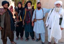 Los talibanes se apoderan de la octava capital afgana en cinco días Los talibanes se apoderan de la octava capital afgana en cinco días