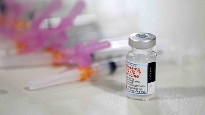 Moderna solicita la aprobación de la tercera dosis de la vacuna contra la Covid