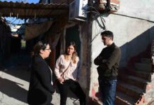 Hace un año que 4.000 personas viven sin luz ni calefacción en la Cañada Real Hace un año que 4.000 personas viven sin luz ni calefacción en la Cañada Real