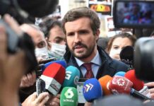 Casado pide a Sánchez un 155 para Catalunya por el sistema educativo Casado pide a Sánchez un 155 para Catalunya por el sistema educativo