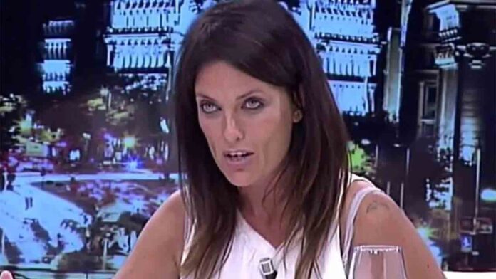 La ultra de Cristina Seguí de Vox se inventa la falsa reseña de un restaurante por pedirle el pasaporte Covid