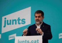 JxCat se querella contra Pablo Casado por calumnias JxCat se querella contra Pablo Casado por calumnias, injurias e incitación al odio