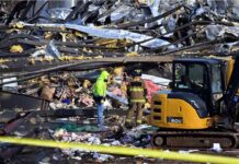 Más de 80 muertos en los tornados que azotan EEUU Más de 80 muertos en los tornados que azotan EEUU