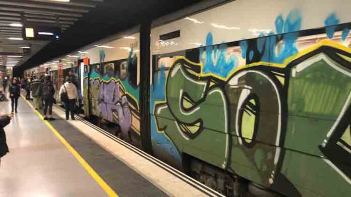 Una operación contra los grafitis en los trenes se salda con 25 detenidos