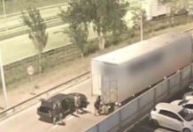 Tres detenidos especializados en robos de mercancía en camiones Tres detenidos especializados en robos de mercancía en camiones