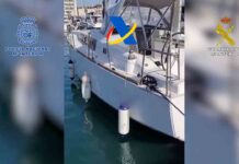Un grupo de narcos simulaba averías en veleros para introducir hachís en España Un grupo de narcos simulaba averías en veleros para introducir hachís en España