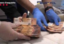 Desarticulado el grupo más activo en la fabricación de billetes falsos Desarticulado el grupo más activo del Estado en la fabricación de billetes falsos