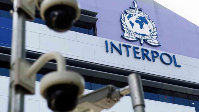 Interpol restringe el acceso de Rusia a su red