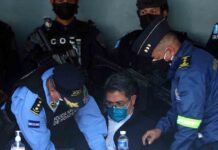 Un juez aprueba la extradición del expresidente de Honduras a EEUU Un juez aprueba la extradición del expresidente de Honduras a EEUU