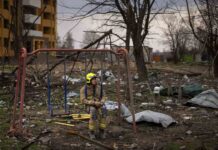 Rusia anuncia alto el fuego para la evacuación de civiles de Mariupol Rusia anuncia alto el fuego para la evacuación de civiles de Mariupol