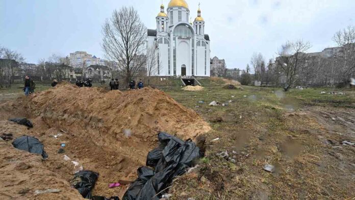 Ucrania informa de 410 cadáveres en las zonas recuperadas de Kiev