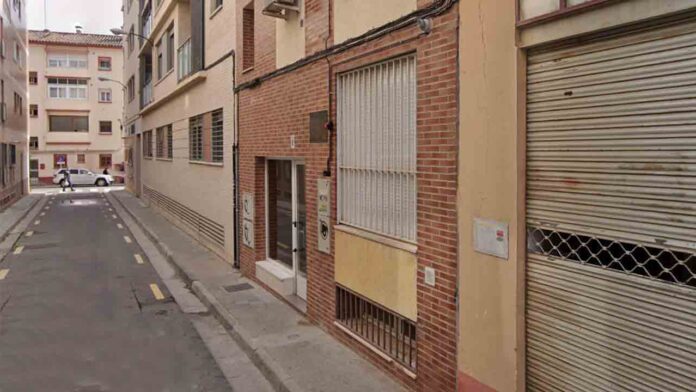 Asesinada en Zaragoza una mujer de 30 años, un vecino se encuentra detenido