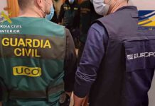 Vídeo | Desarticulado un ‘banco ilegal’ que ganaba hasta 250.000 euros diarios Desarticulada una organización que instauró un 'banco ilegal' que obtenía beneficios de hasta 250.000 euros diarios