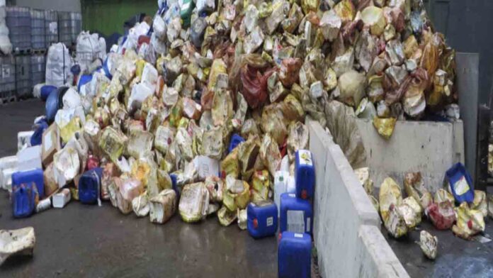 14 detenidos vinculados con una empresa que gestionaba residuos peligrosos