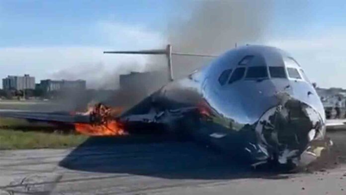 Se incendia un avión de Red Air en Miami, con 150 pasajeros a bordo