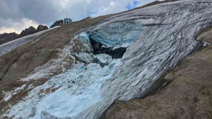 6 senderistas muertos al desprenderse un trozo de glaciar en Italia