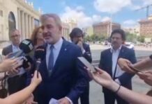 Acuerdo histórico: Cataluña blinda el sector del taxi frente a los VTC Acuerdo histórico: Cataluña blinda el sector del taxi frente a los VTC
