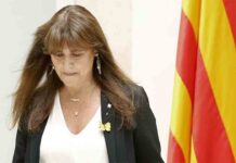 Laura Borràs pierde la presidencia del Parlament al ser suspendida como diputada Laura Borràs pierde la presidencia del Parlament al ser suspendida como diputada
