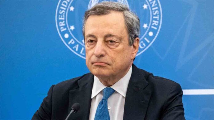 Mario Draghi presenta la dimisión tras su rechazar su socio de coalición un voto de confianza