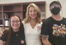 Yolanda Díaz se reunió con activistas sindicales de Starbucks en New York Yolanda Díaz se reunió con activistas sindicales de Starbucks en New York